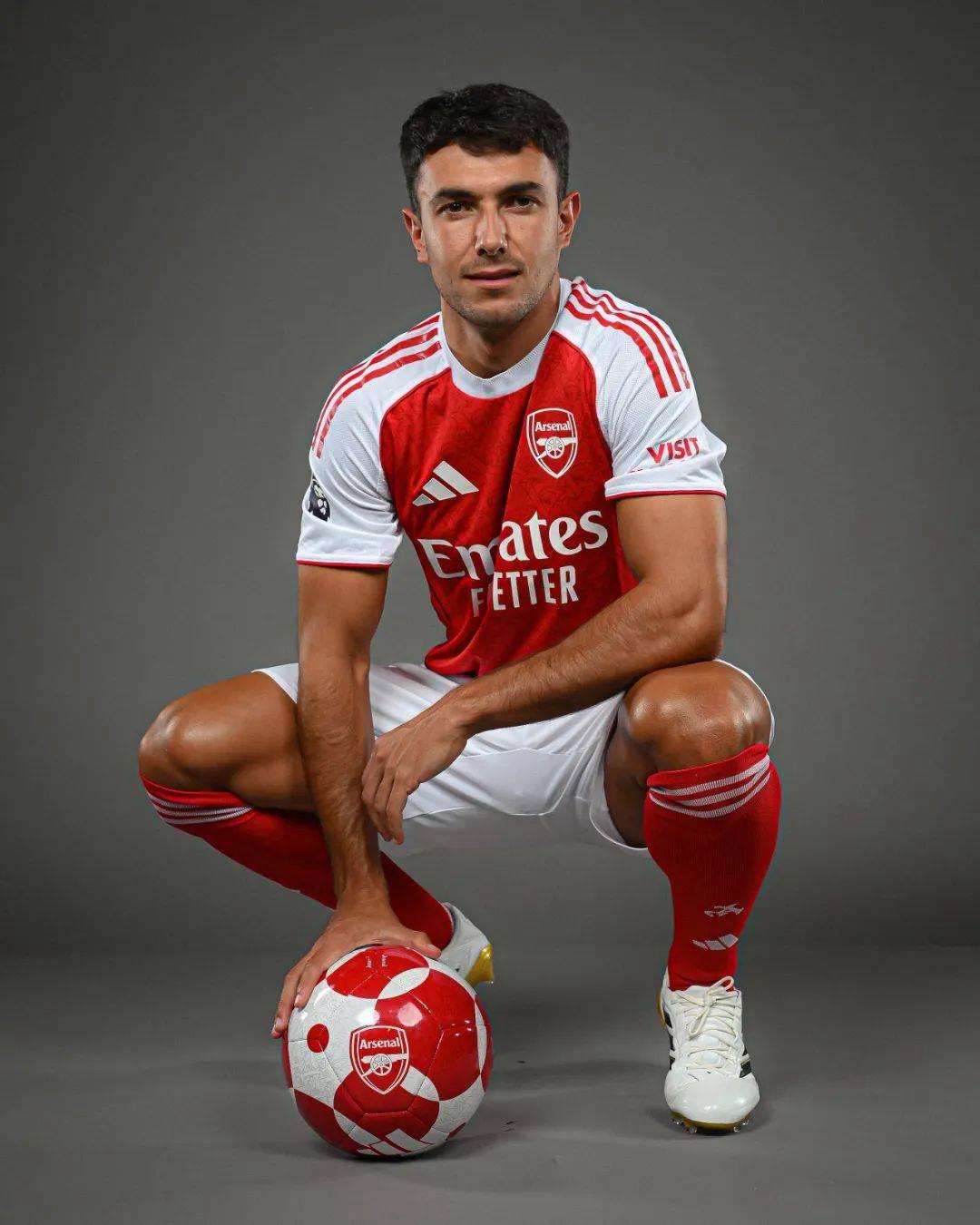 关于欧冠倒计时,阿森纳今晨调整名单,细节引发关注,震撼外界,赛季目标并未改变的信息 关于欧冠倒计时,阿森纳今晨调整名单,细节引发关注,震撼外界,赛季目标并未改变的信息